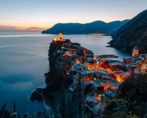 Viaggi su misura per Te alle Cinque Terre sono state dichiarate Patrimonio dell'Umanità dall'UNESCO e attirano turisti da tutto il mondo.