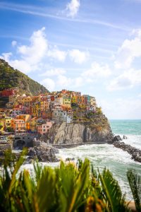 Viaggi su misura per Te alle Cinque Terre sono state dichiarate Patrimonio dell'Umanità dall'UNESCO e attirano turisti da tutto il mondo.