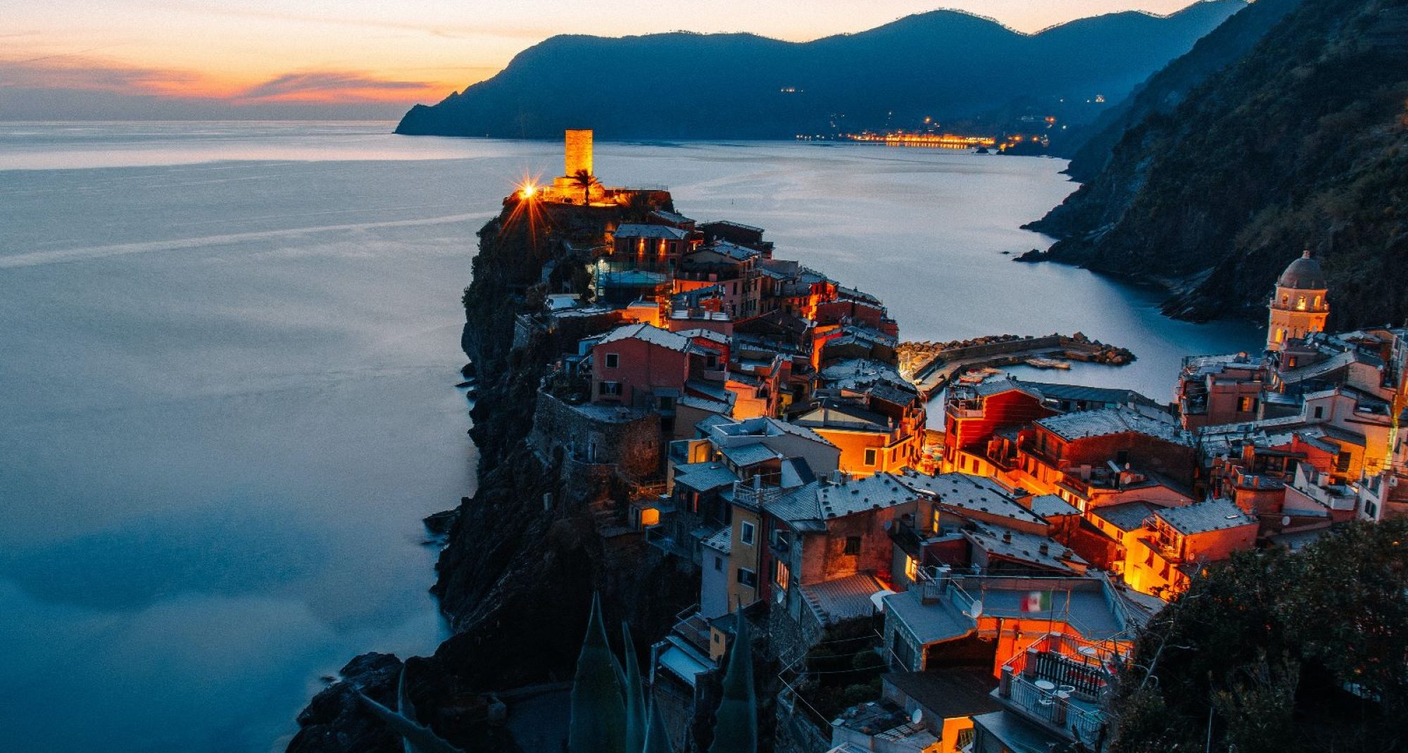 Viaggi su misura per Te alle Cinque Terre sono state dichiarate Patrimonio dell'Umanità dall'UNESCO e attirano turisti da tutto il mondo.